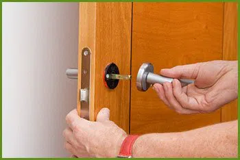 Neighborhood Locksmith Services Tappan, NY 845-234-4134 - 14-install-new-Lock